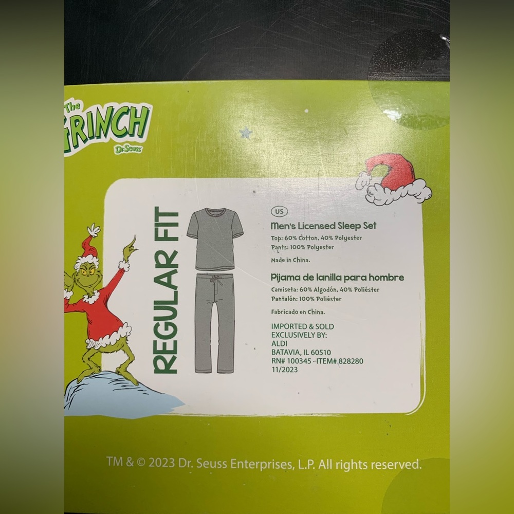Grinch Men’s Sleep Set - Picture 6 of 6